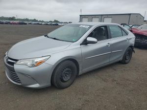 Toyota Camry LE 2.5L 4 2015