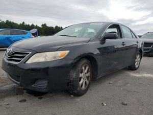 Toyota Camry BASE 2.5L 4 2011