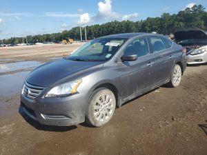 Nissan Sentra S 1.8L 4 2015