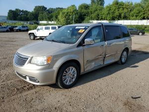 Chrysler Town & Country LIMITED 3.6L 6 2014