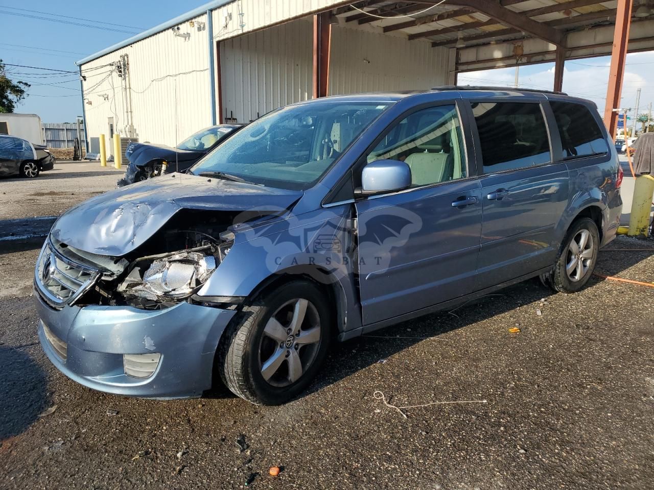 Volkswagen Routan SE 3.6L 6 2011