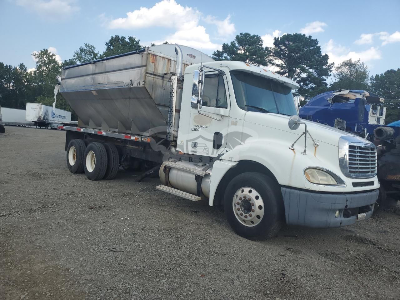 Freightliner Columbia COLUMBIA 6 2005