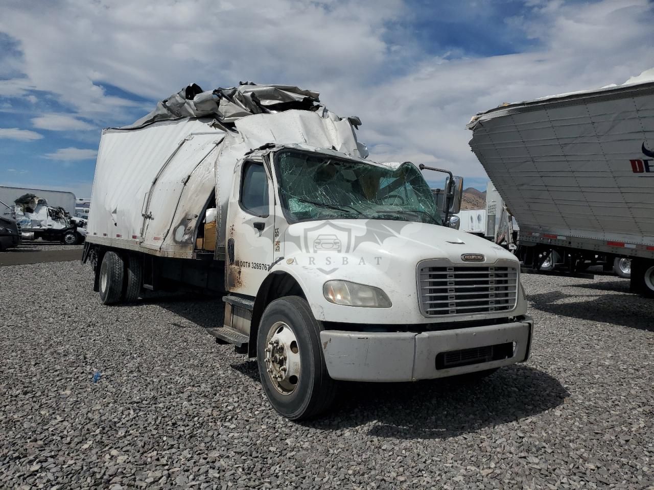 Freightliner Business Class M2 106 MEDIUM DUTY 6.7L 6 2009