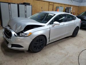 Ford Fusion SE 2.5L 4 2014