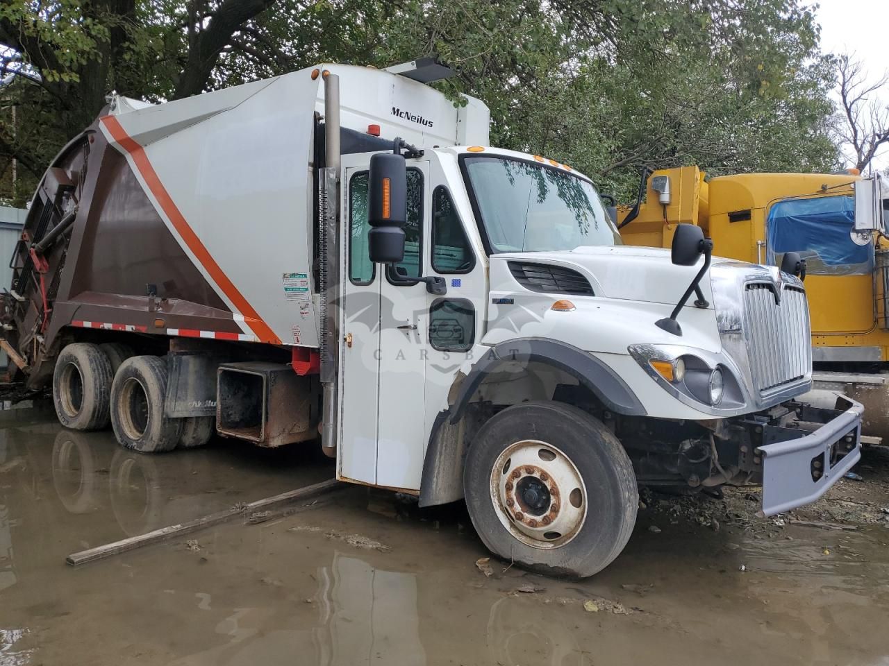 International WorkStar / 7000 Series 7400 9.3L 6 2010