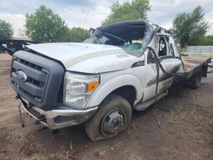 Ford F-350 SUPER DUTY 6.7L 8 2014