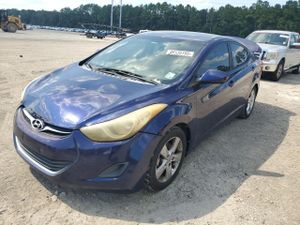 Hyundai Elantra GLS 1.8L 4 2013