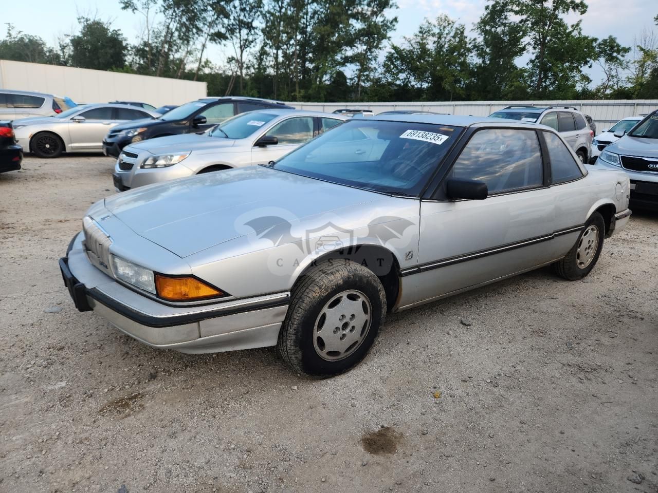 Buick Regal CUSTOM 2.8L 6 1988