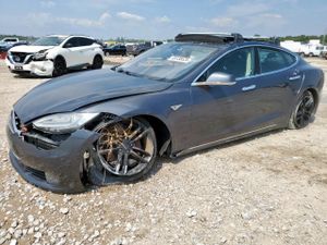 Tesla Model S 70D 2015