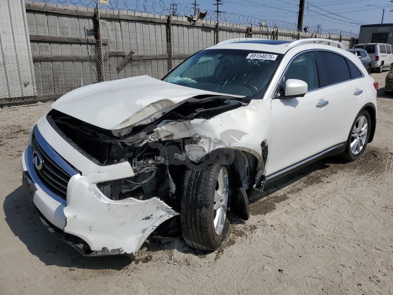 Infiniti FX 3.7L 6 2013