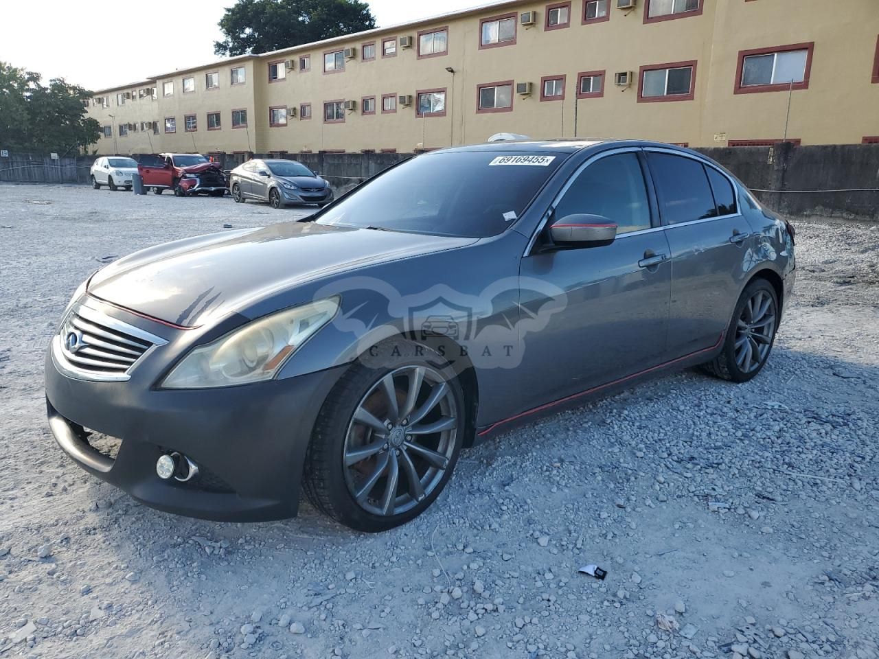 Infiniti G37 BASE 3.7L 6 2013