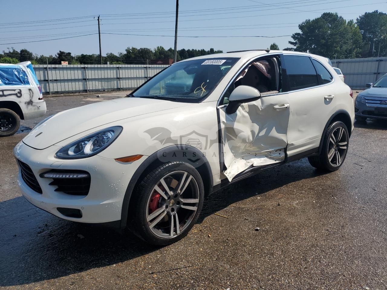 Porsche Cayenne TURBO 4.8L 8 2012