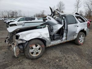 Ford Escape XLT 2.5L 4 2011