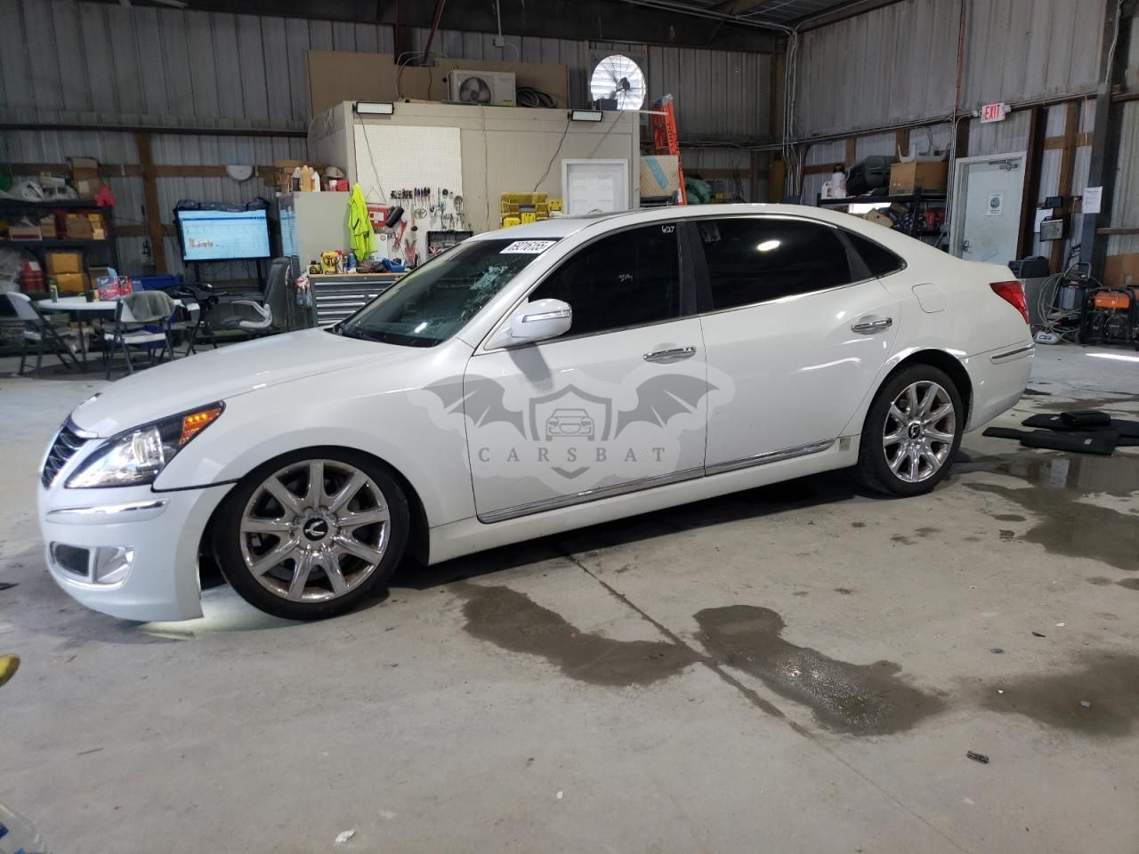 Hyundai Equus SIGNATURE 5.0L 8 2013