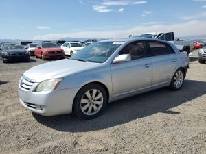 Toyota Avalon XL 3.5L 6 2005