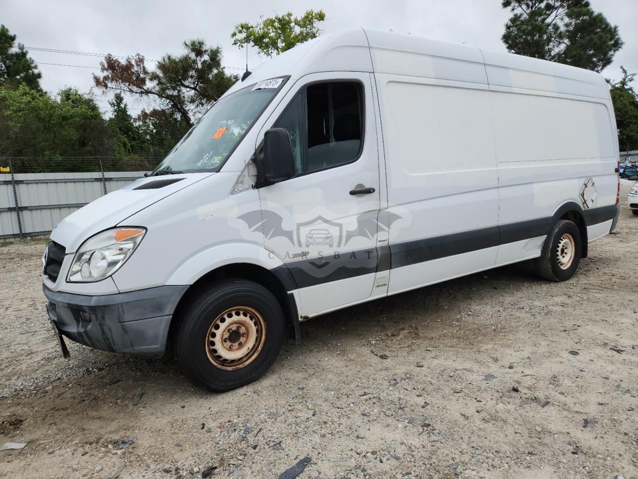 Mercedes-Benz Sprinter 2500 3.0L 6 2011