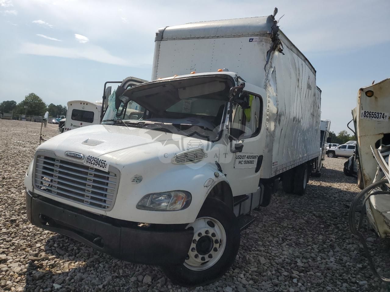 Freightliner Business Class M2 106 MEDIUM DUTY 6.7L 6 2013