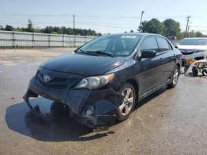 Toyota Corolla BASE 1.8L 4 2013