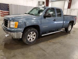 GMC Sierra K1500 SLE 5.3L 8 2011