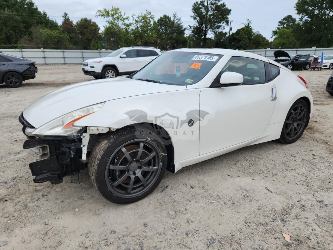 Nissan 370z BASE 3.7L 6 2011