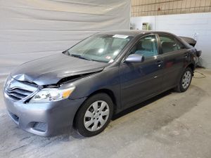 Toyota Camry BASE 2.5L 4 2011