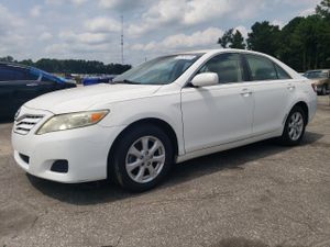 Toyota Camry BASE 2.5L 4 2011