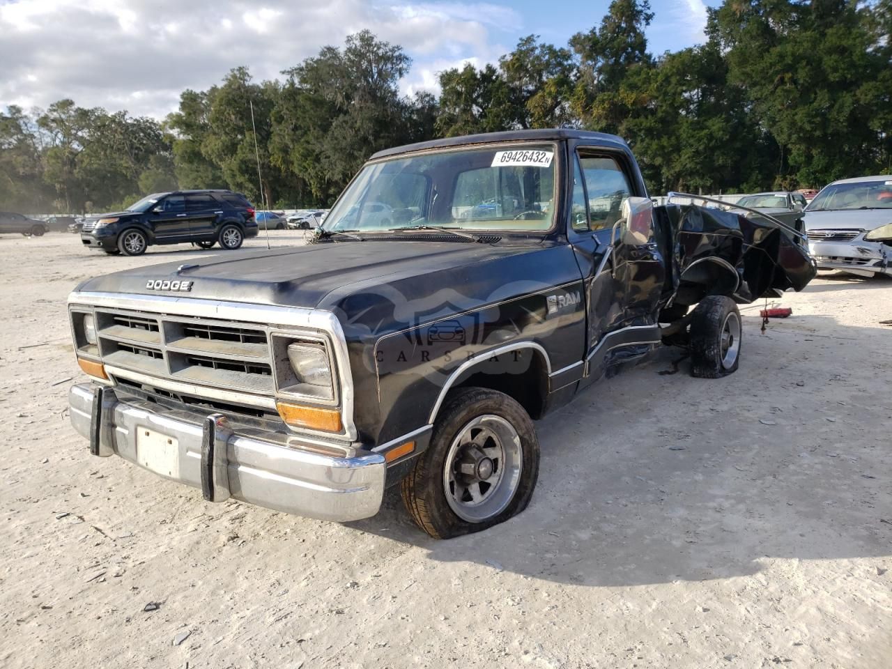 Dodge D-series D150 5.2L 8 1986