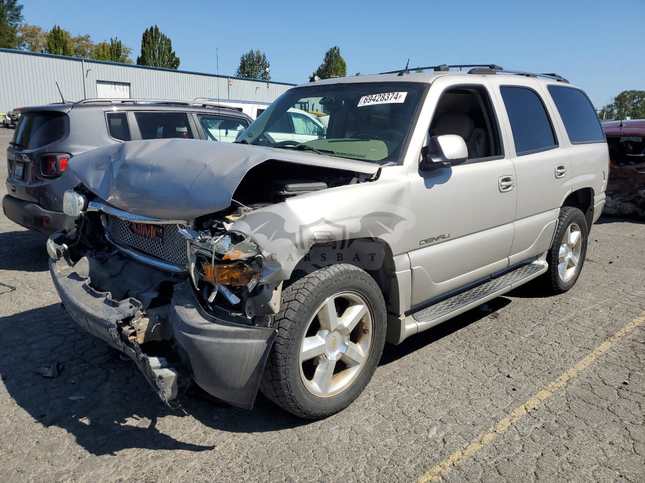 GMC Yukon DENALI 6.0L  8 2005