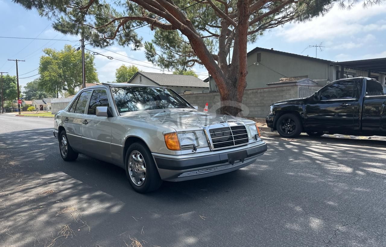 Mercedes-Benz 400 E 4.2L 8 1993