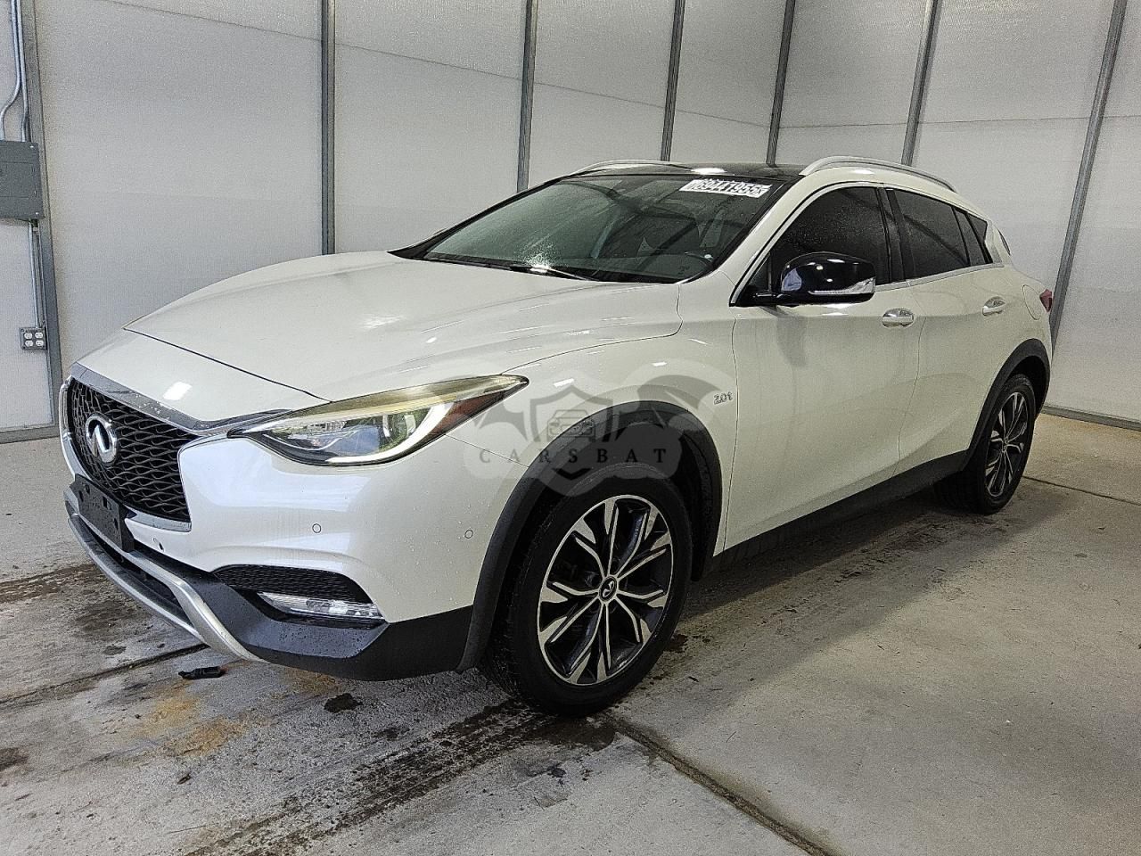 Infiniti QX30 BASE 2.0L 4 2018