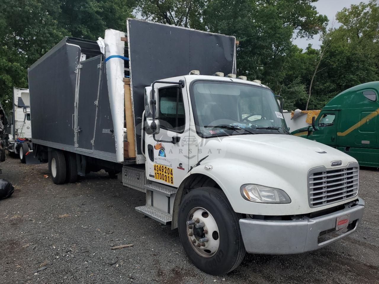 Freightliner Business Class M2 106 MEDIUM DUTY 6.7L 6 2012