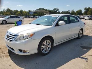 Toyota Avalon BASE 3.5L 6 2012