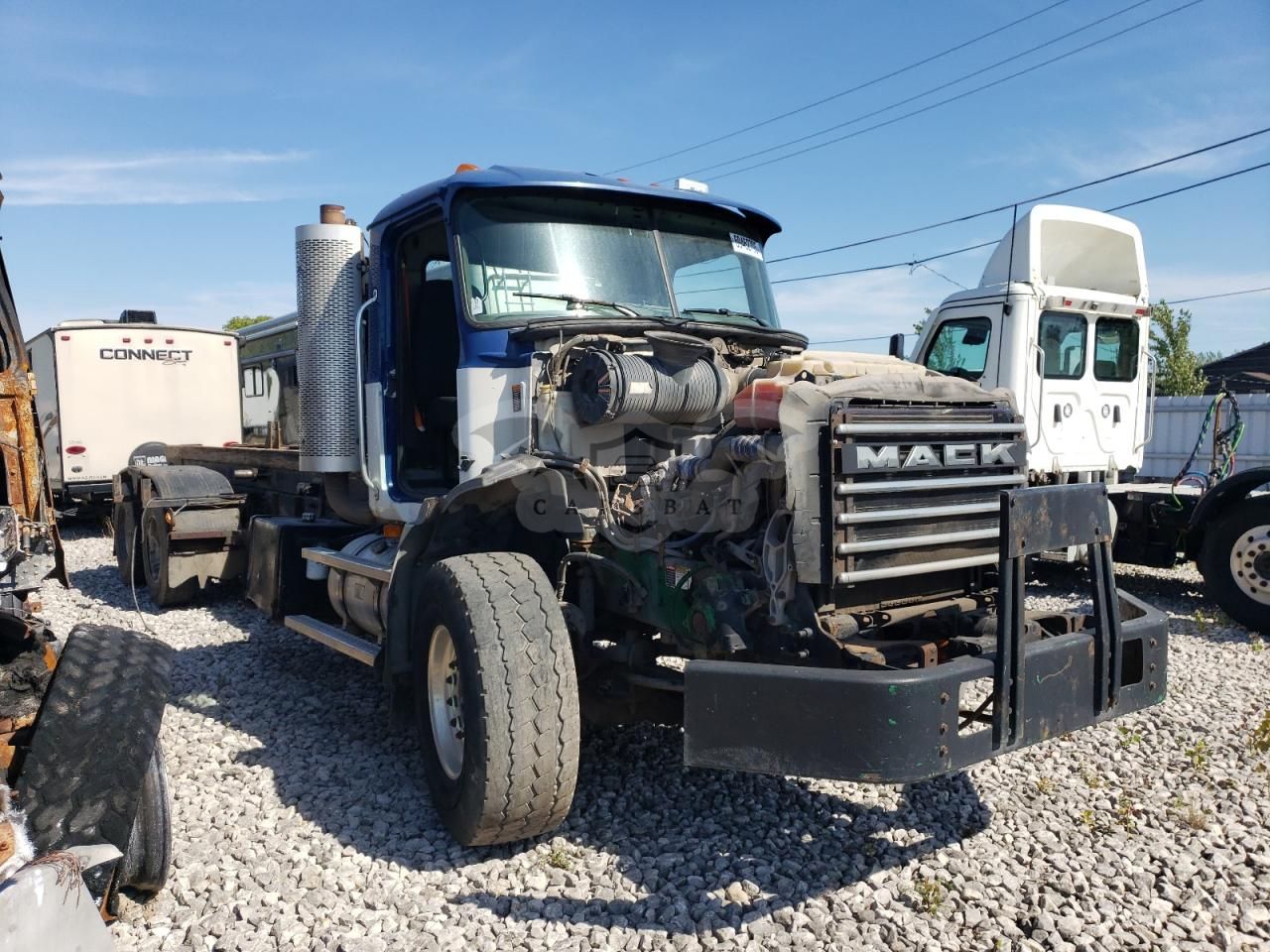 Mack 800 GU800 10.8L 6 2010