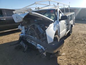 Chevrolet Silverado 1500 C1500 4.8L 8 2004