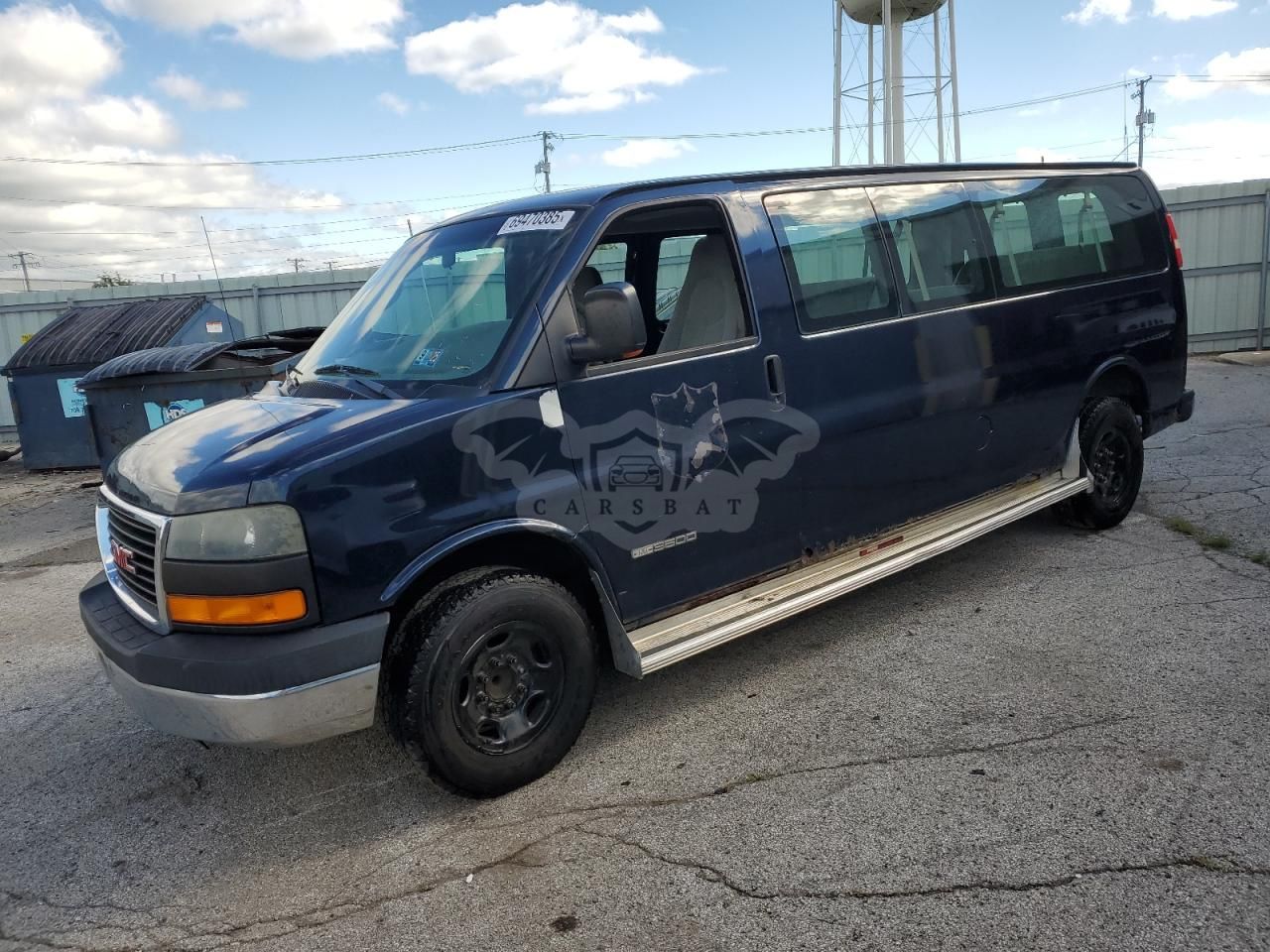 GMC Savana G3500 6.0L 8 2006