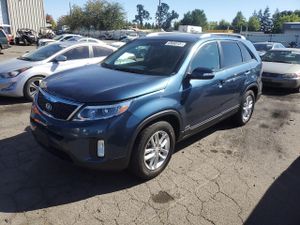 Kia Sorento LX 2.4L 4 2014