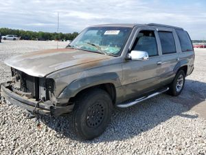 Cadillac Escalade LUXURY 5.7L 8 2000