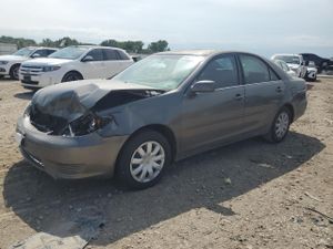 Toyota Camry LE 2.4L 4 2005