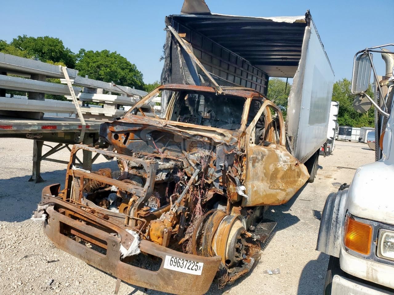 Ford F750 SUPER DUTY 6.7L 6 2013