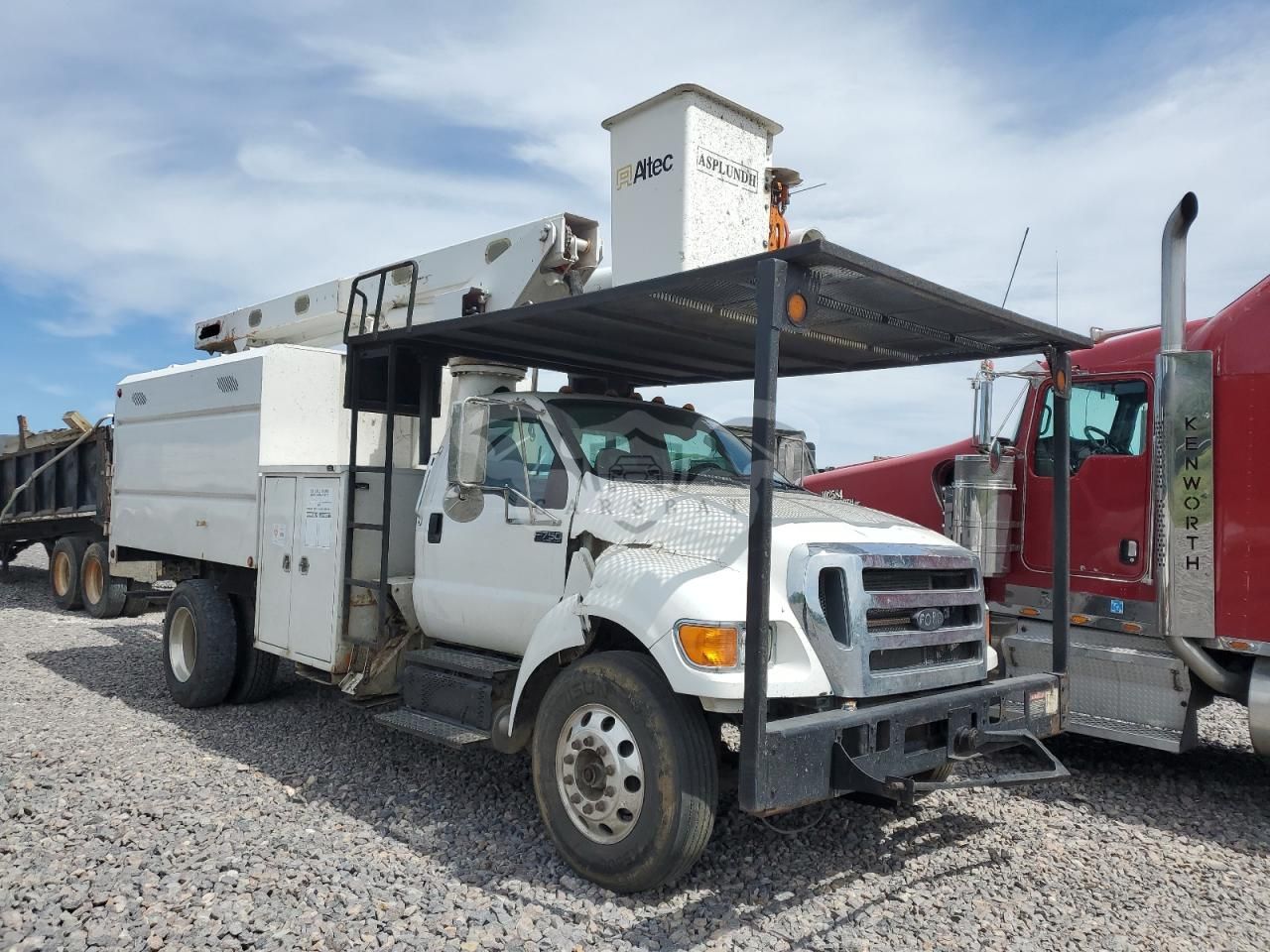 Ford F750 SUPER DUTY 6.7L 6 2015