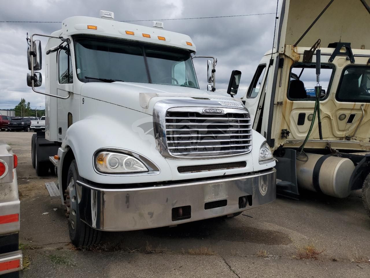 Freightliner Columbia COLUMBIA 14.0L 6 2006