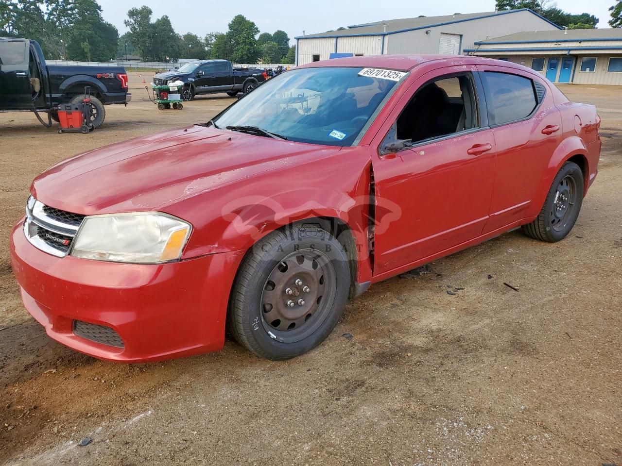 Dodge Avenger SE 2.4L 4 2013
