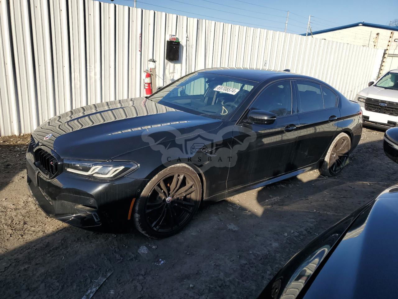 BMW M5 4.4L  8 2023