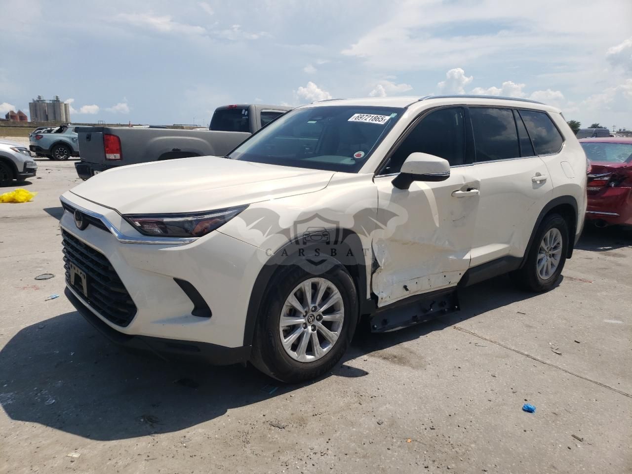 Toyota Grand Highlander XLE 2.4L 4 2024