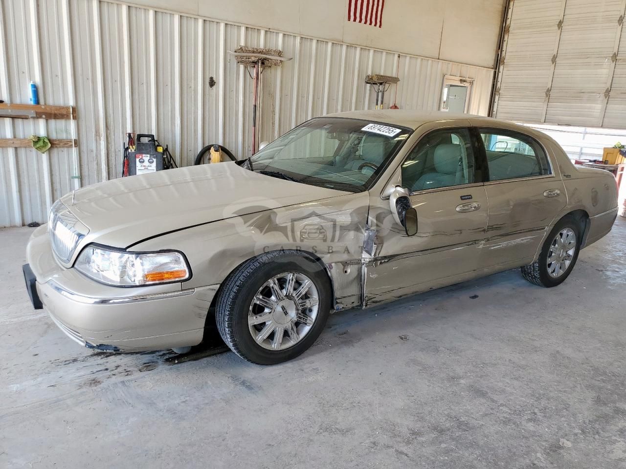 Lincoln Town Car SIGNATURE LIMITED 4.6L 8 2011
