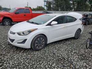 Hyundai Elantra SE 1.8L 4 2016