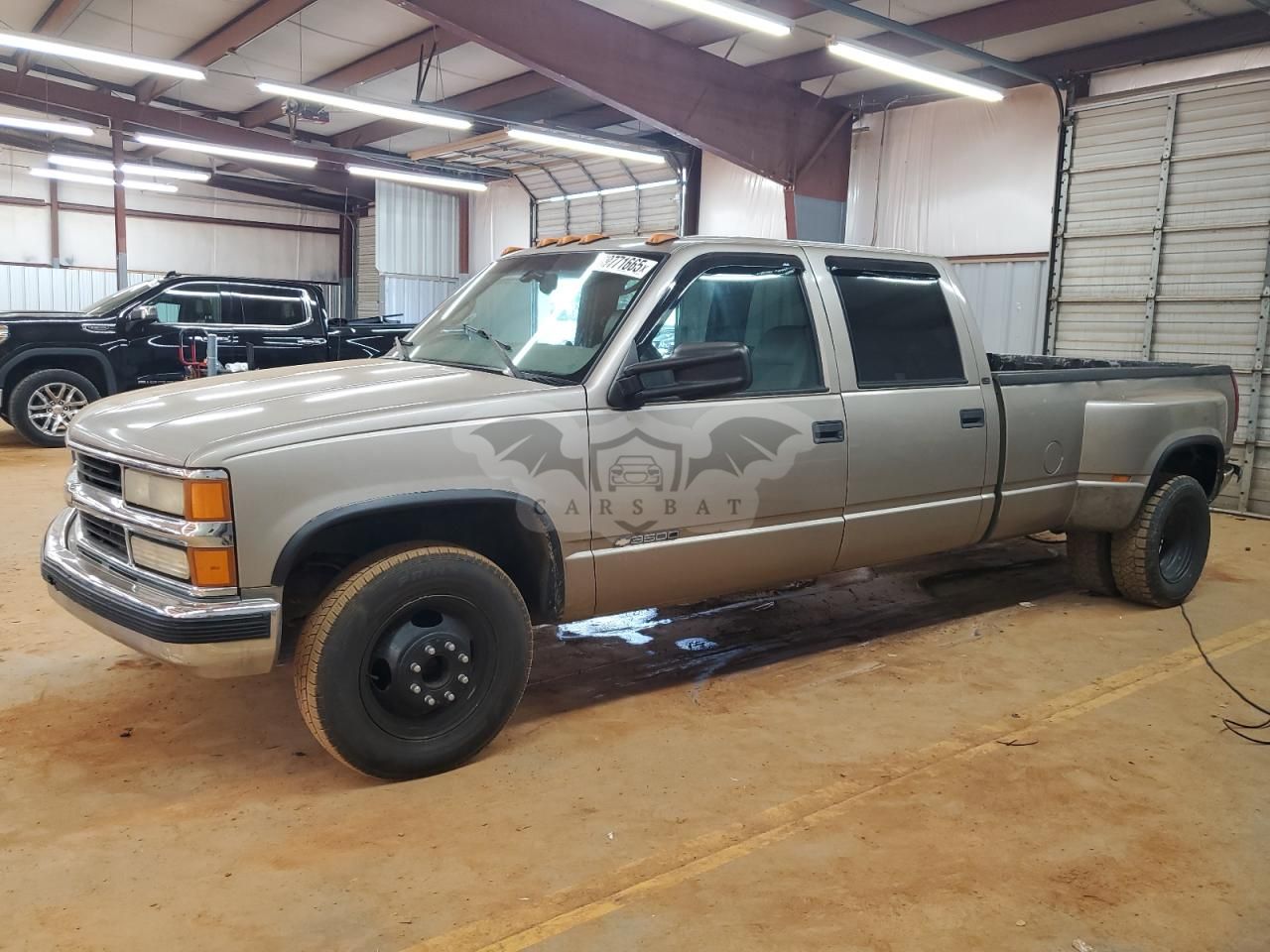 Chevrolet C/K 3500 C3500 7.4L 8 2000