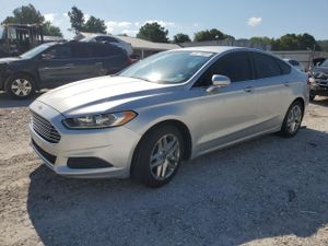 Ford Fusion SE 1.6L 4 2013