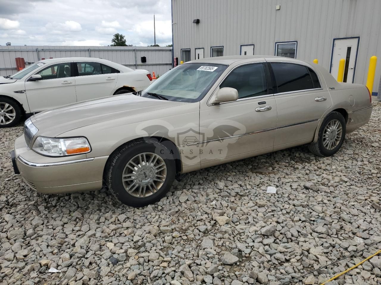 Lincoln Town Car SIGNATURE LIMITED 4.6L 8 2008