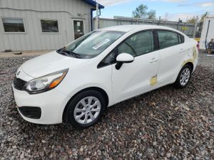 Kia Rio LX 1.6L 4 2013